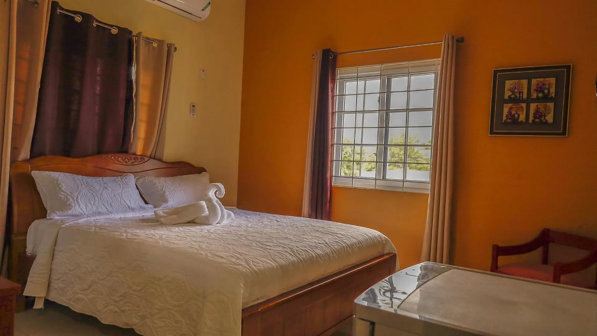 Bed & Breakfast Ivs Bed And Breakfast Kingston